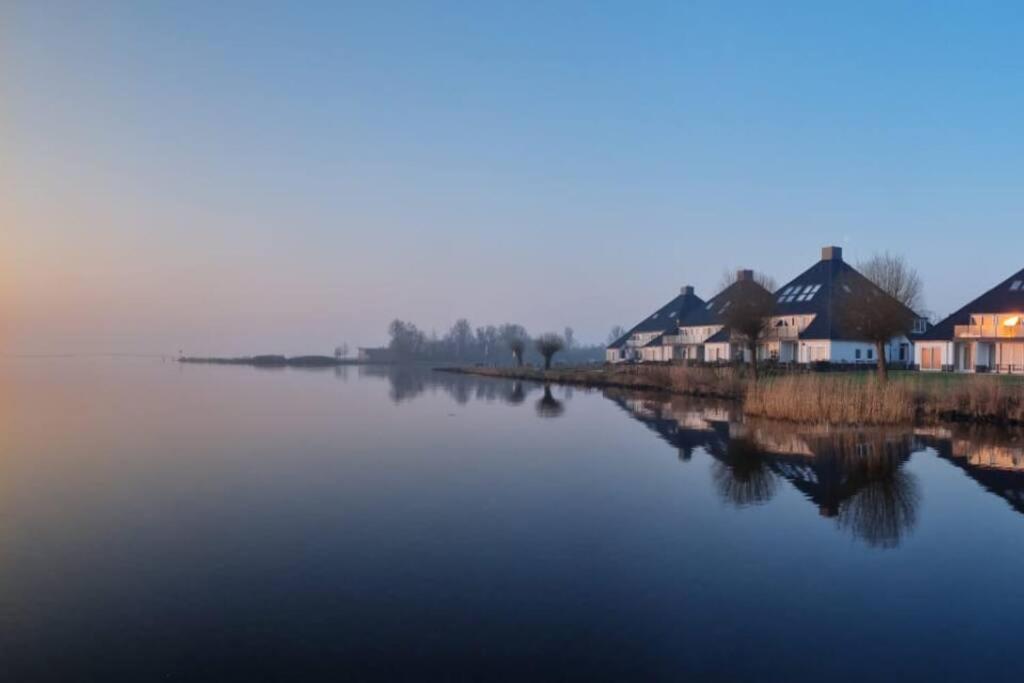 Offingawier 'T Paviljoenhus Bij Sneekermeer מראה חיצוני תמונה