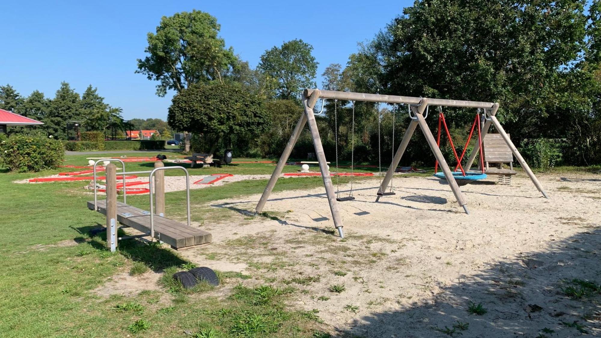 Offingawier 'T Paviljoenhus Bij Sneekermeer מראה חיצוני תמונה