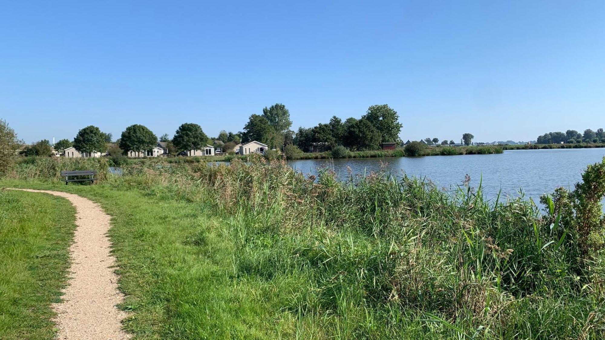 Offingawier 'T Paviljoenhus Bij Sneekermeer מראה חיצוני תמונה